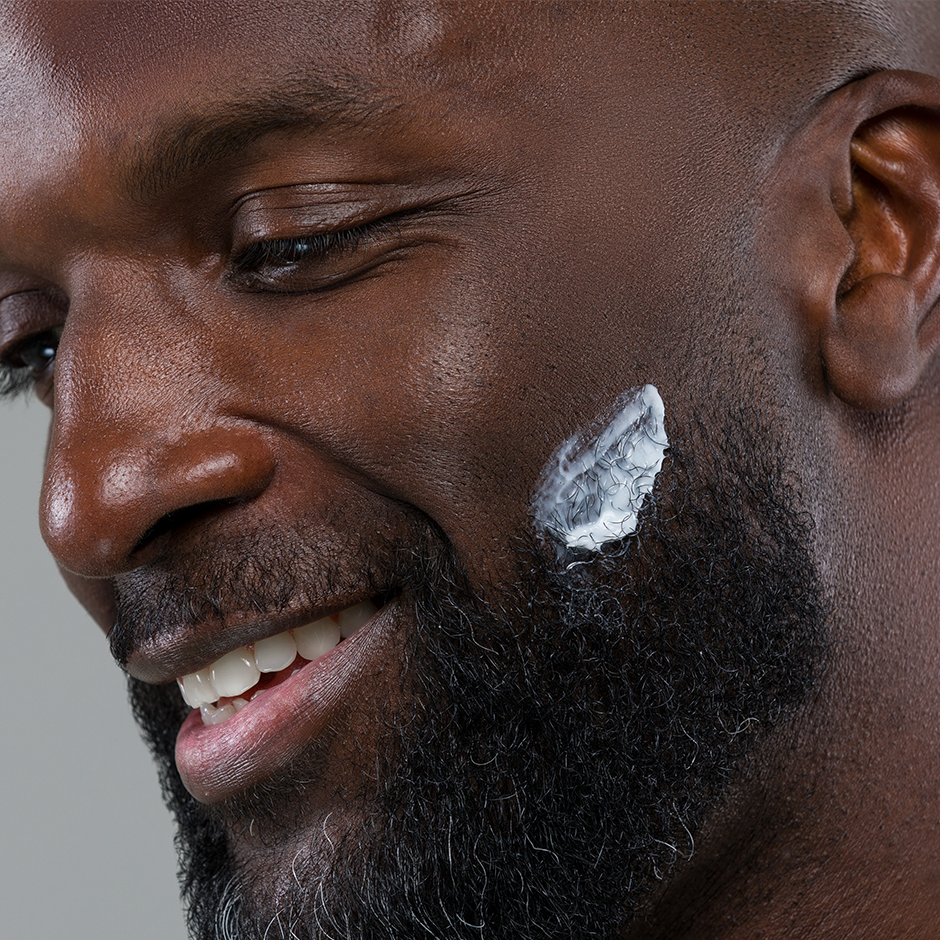 Model shaving beard